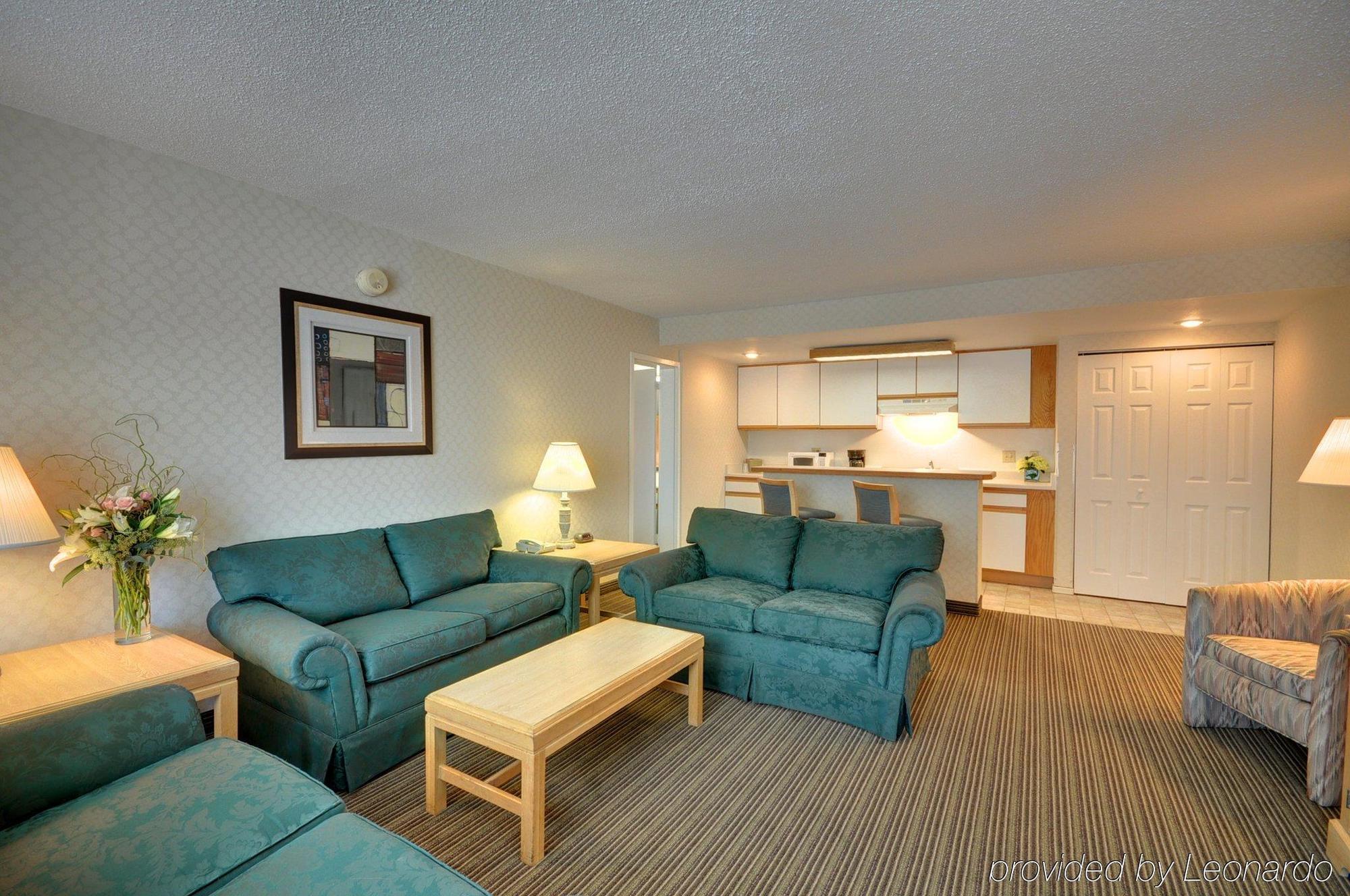 Red Roof Inn & Suites Dekalb Kamer foto