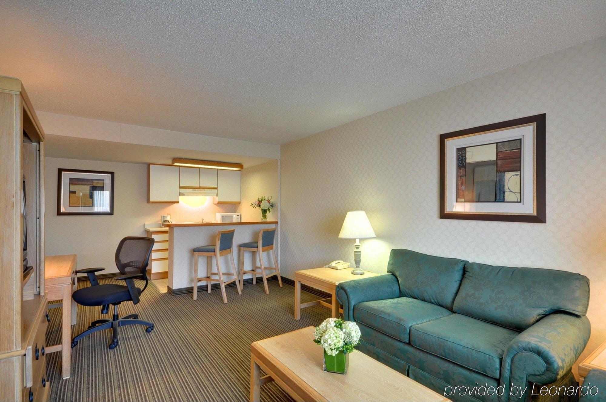 Red Roof Inn & Suites Dekalb Kamer foto